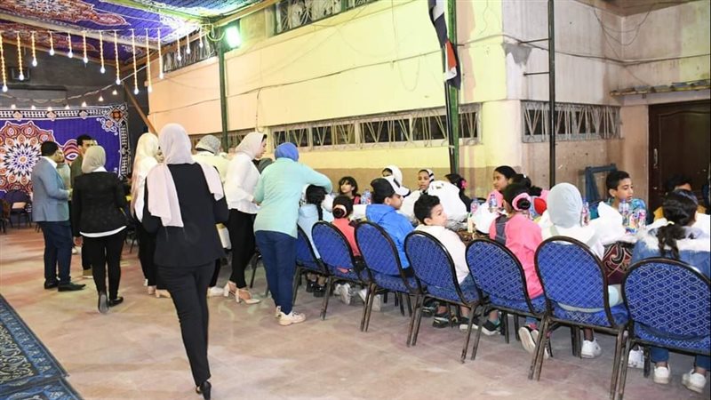إفطار الأطفال الأيتام