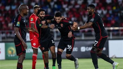  كولر يحاضر لاعبي الأهلي بالفيديو استعدادا لمواجهة مازيمبي 
