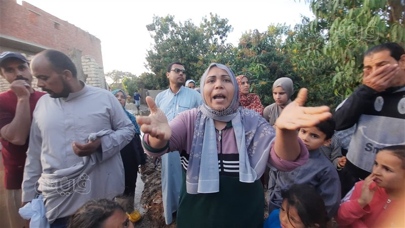 مواطنة من اهالى عزبة