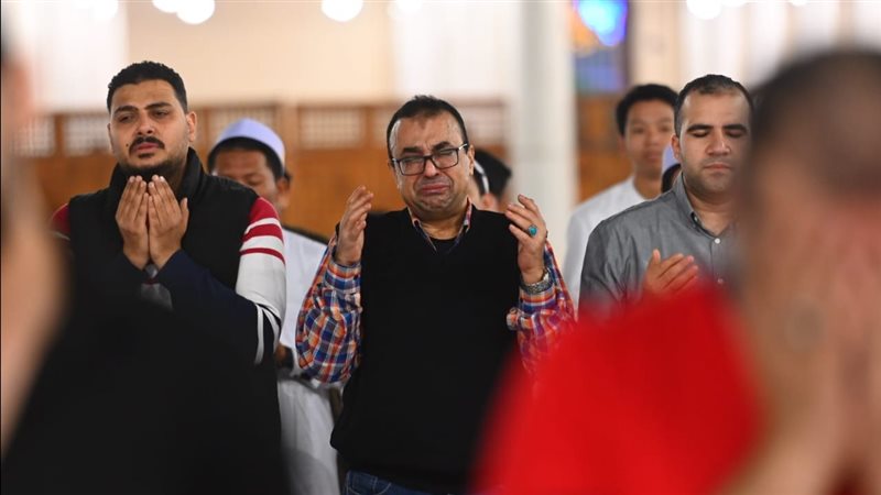 المصلين في ليلة القدر