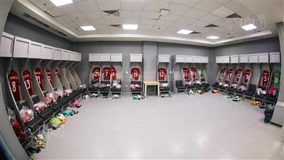 دوري أبطال إفريقيا، صفحة الأهلي تستعرض غرفة ملابس الفريق وتعلق: في انتظار استقبال الأبطال