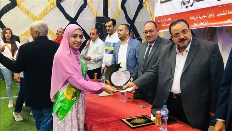 تكريم حفظة القران