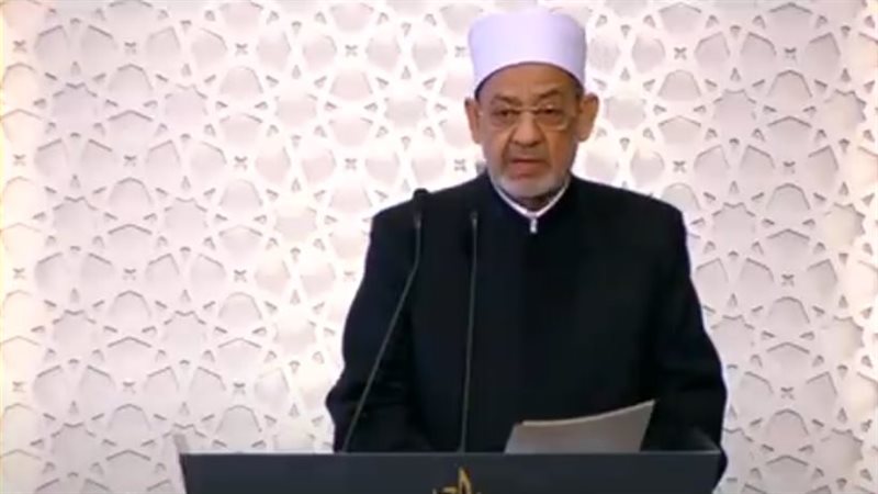 الدكتور أحمد الطيب