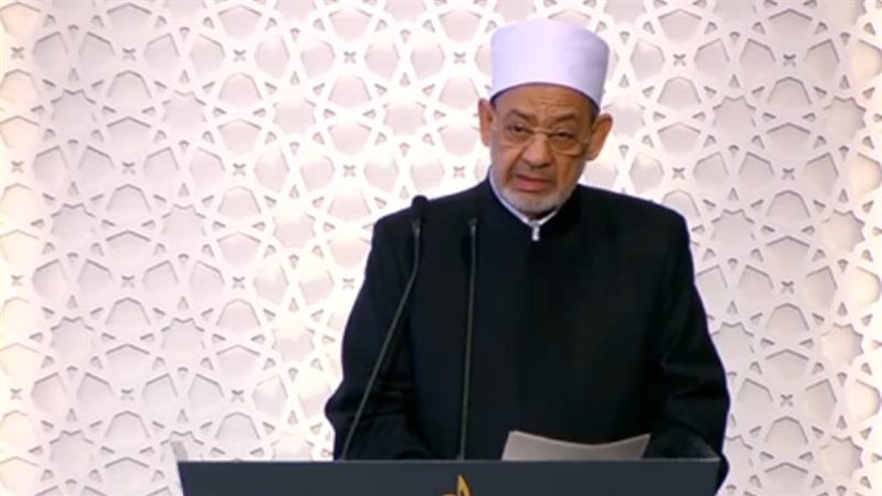 الدكتور أحمد الطيب