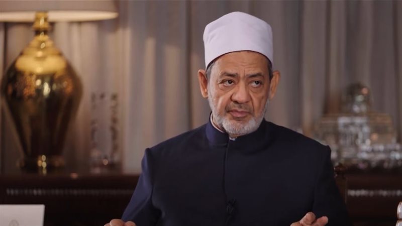 الدكتور أحمد الطيب