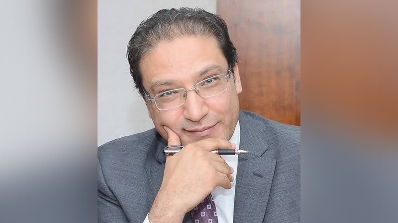 الكاتب الصحفي إسلام