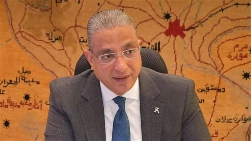 الدكتور أحمد الأنصاري