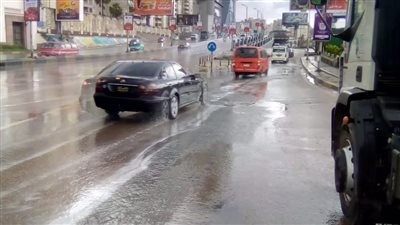 رياح مثيرة للرمال وتقلبات جوية على مناطق متفرقة بالإسكندرية (بث مباشر)