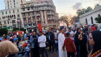 ساحة مسجد أبو العباس في الإسكندرية ترفع شعار 