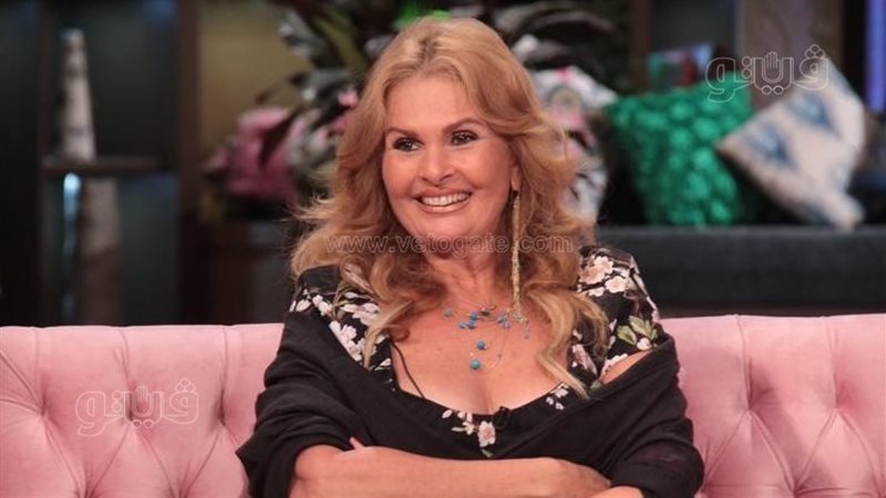 الفنانة يسرا، فيتو