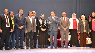 قنصوة: جامعة الإسكندرية تقدم كل الدعم للفعاليات الثقافية والفنية لخدمة المجتمع