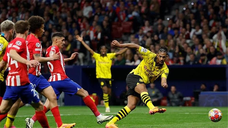 أتلتيكو مدريد دورتموند،فيتو