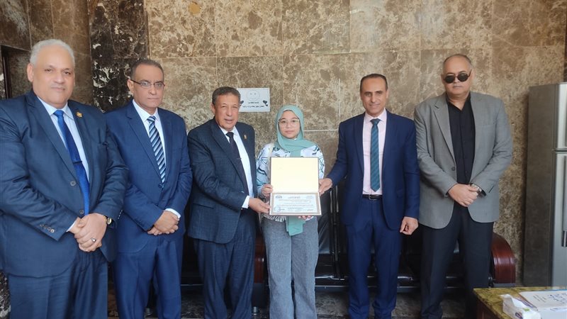 جانب من التكريم بالبحيرة،فيتو