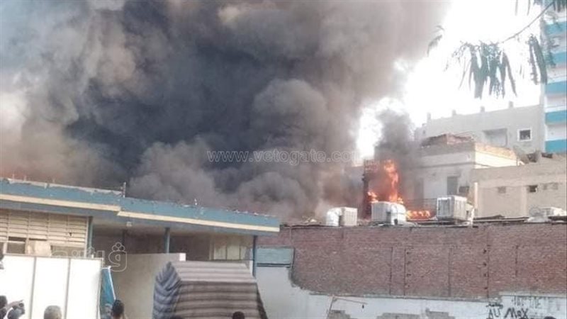 حريق فى معرض تجارى
