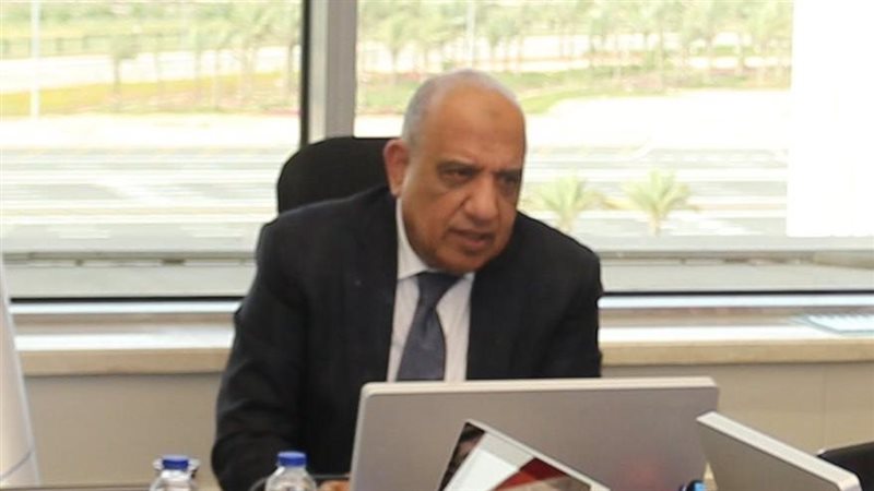الدكتور محمود عصمت