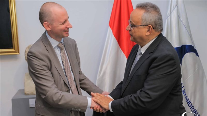 تعاون ثقافي، فيتو