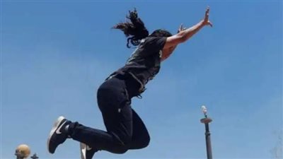 جهود مكثفة لكشف غموض قفز سيدة من شرفة شقة في 6 أكتوبر