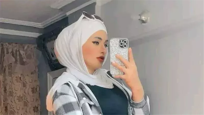 البلوجر إسراء روكا