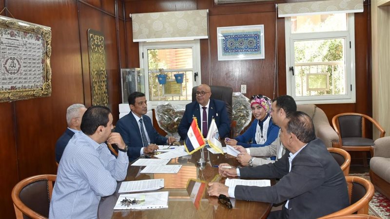 مجلس جامعة الأقصر