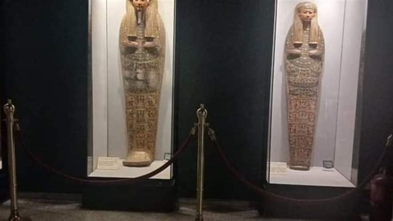 معرض التوابيت بمتحف
