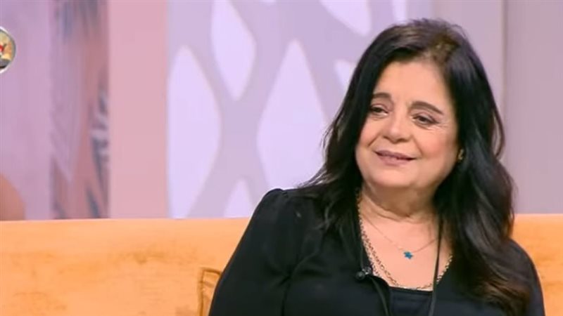 نادية شكري، فيتو