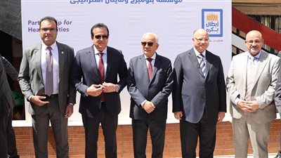  خالد عبد الغفار: توفير تغذية صحية آمنة للأطفال بالمدارس لجيل خالي من الأمراض
