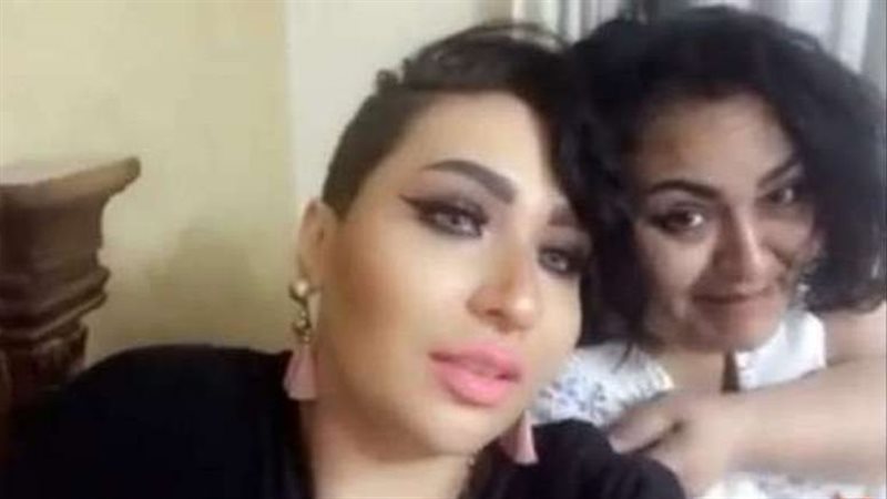 شيري هانم وابنتها،
