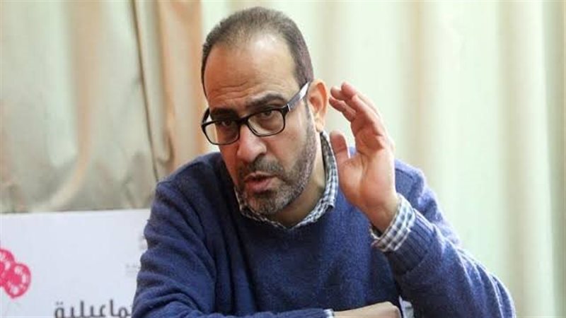 الناقد عصام زكريا،