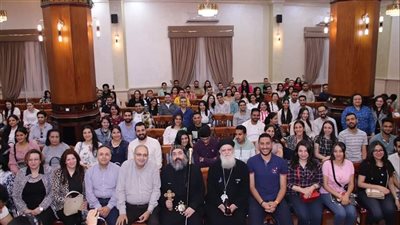 إيبارشية المنصورة تختتم دورة المقبلين على الزواج