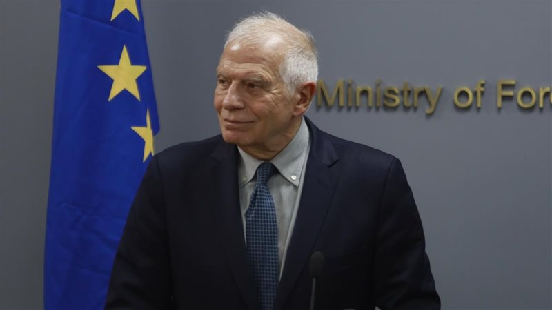 بوريل، فيتو 
