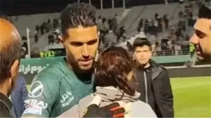 حسين حسيني، فيتو