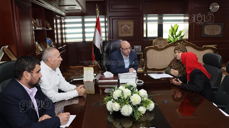 لقاء محافظ بني سويف