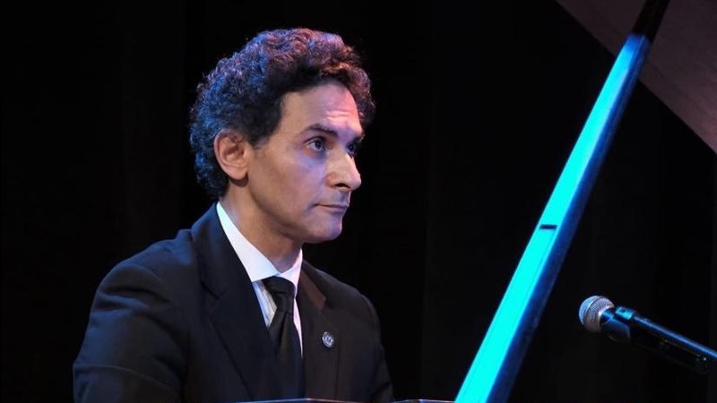 إيهاب عز الدين، فيتو