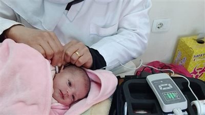 فحص 604 آلاف طفل حديث الولادة للكشف المبكر عن الأمراض الوراثية 