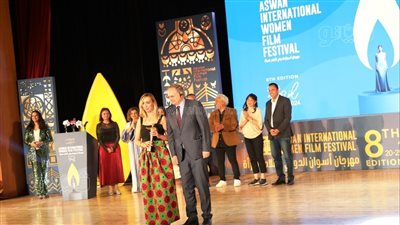 ختام فعاليات مهرجان أسوان الدولي الثامن لأفلام المرأة (صور) 