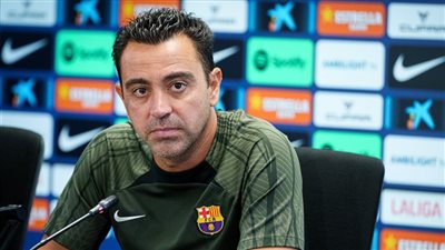 أخبار برشلونة، حقيقة وجود خلافات بين تشافي وديكو