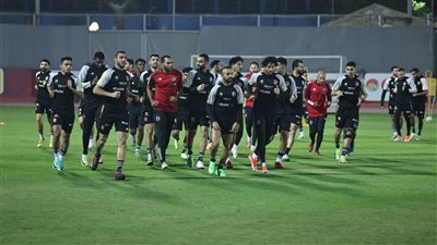 الأهلي يستأنف تدريباته بدون راحة استعدادا لمواجهة الإسماعيلي (صور)