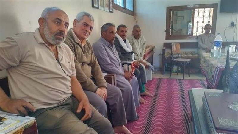  استمرارتنظيم الندوات