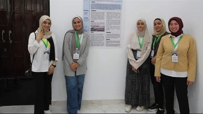 طلاب جامعة الإسماعيلية