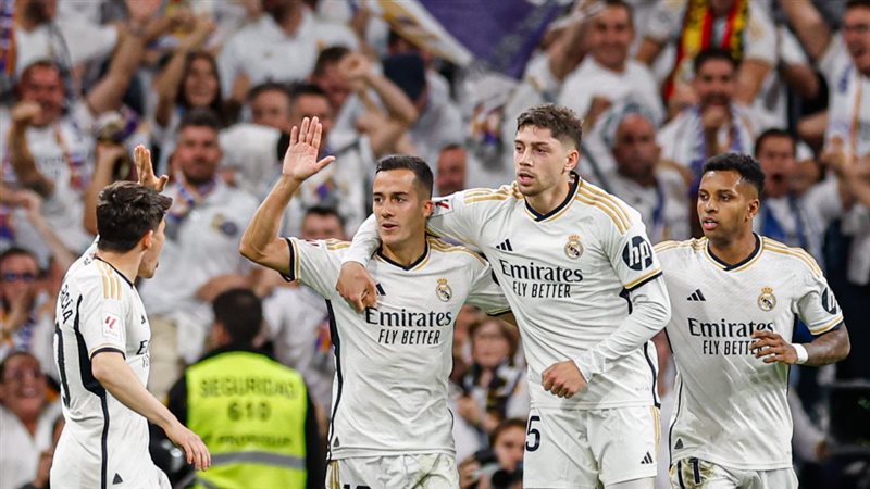 ريال مدريد يغرد علي