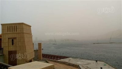  طوارئ بأسوان لمواجهة العاصفة الترابية، وقف حركة الملاحة وتخفيض السرعات على الطرق،