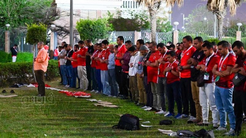 جماهير الأهلي تؤدي