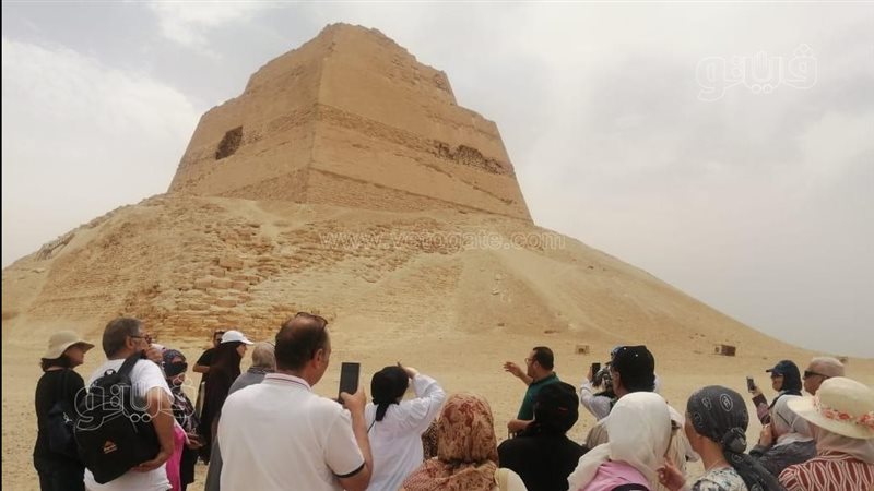 فوج سياحي يزور بني