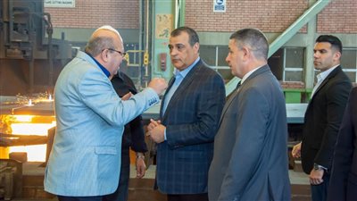 وزير الإنتاج الحربي يتفقد خطوط شركة أبو زعبل للصناعات الهندسية