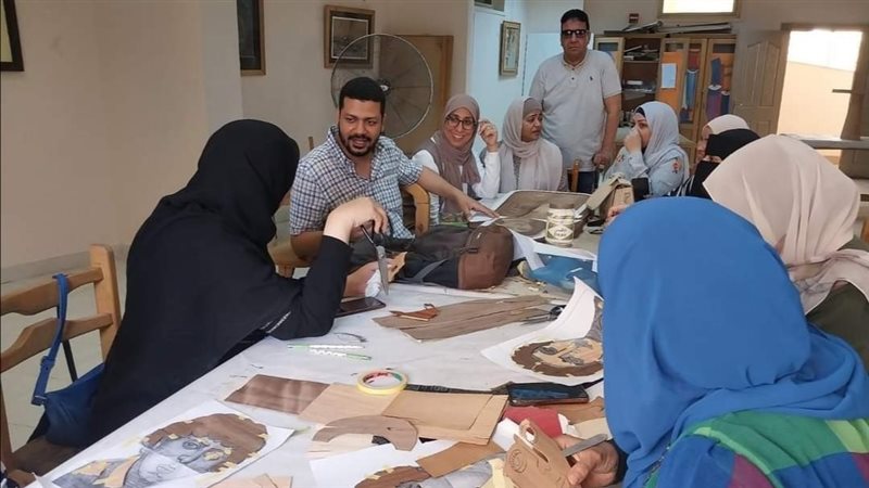 جانب من أعمال الورشة،