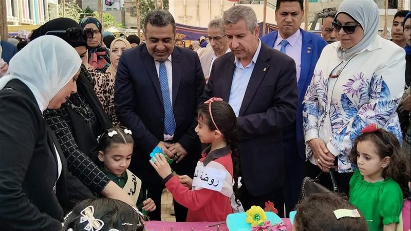 وكيل الوزارة يشهد