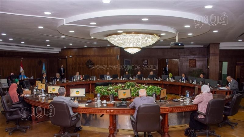 تحديد اعداد الطلاب