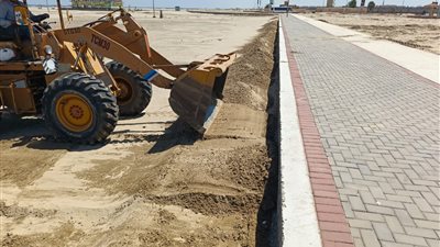 رفع كفاءة وتطوير طرق بمدينة العبور 