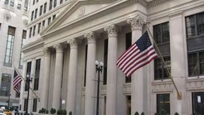 قبل اجتماع الفيدرالي الأمريكي اليوم، الأسواق العالمية تترقب سعر الفائدة وخبير يكشف مصيرها 