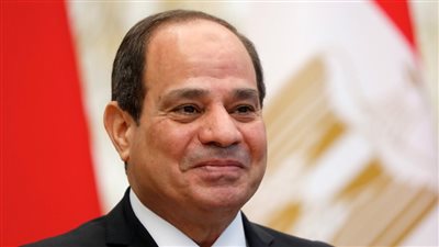 الرئيس السيسي وقرينته يهنئان أقباط مصر بعيد القيامة المجيد